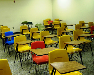 Empty Classroom (EVmaiden <http://www.flickr.com/photos/44551921@N04/6240707542/sizes/n/> , Creative Commons.